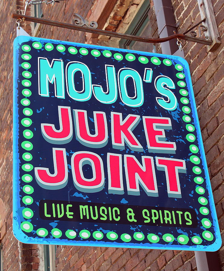Mojos Juke Joint Photograph by Joseph C Hinson