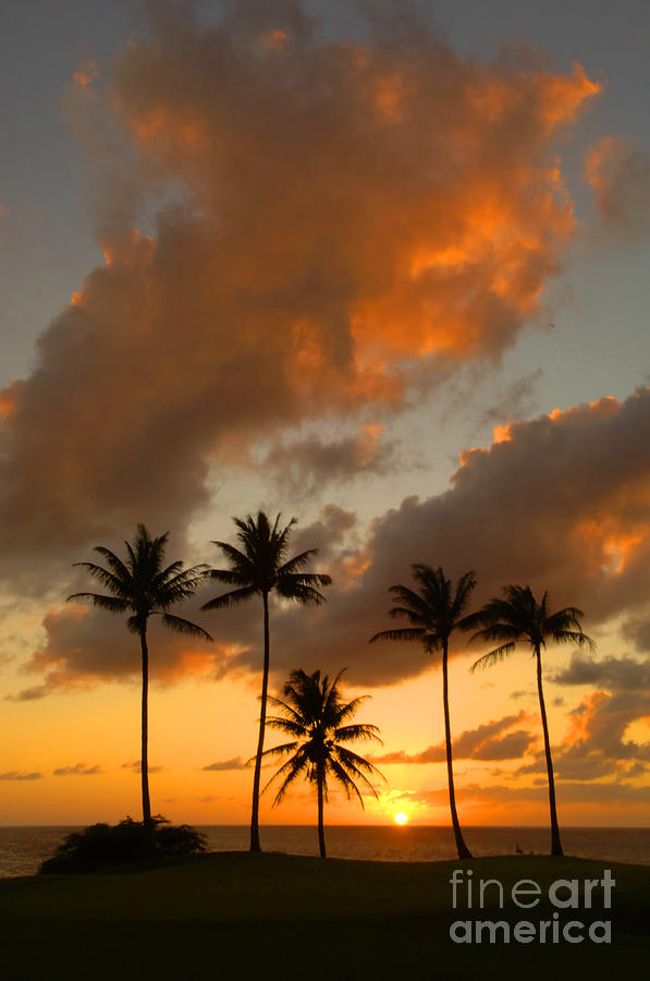 Molokai Hawaiian Sunset Photograph by Bob Christopher