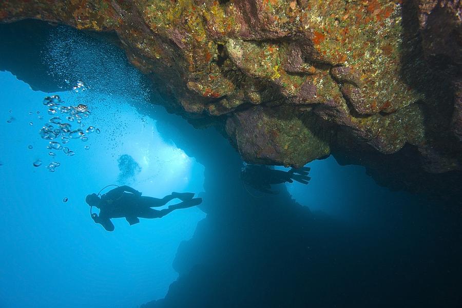 Molokini, Maui, Hawaii, Usa Scuba Diver Photograph