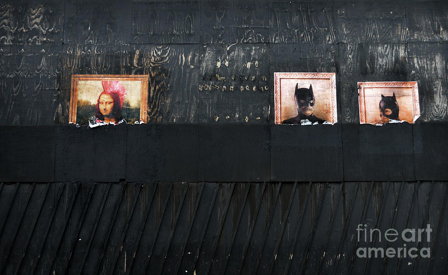 Batman Movie Photograph - Mona Lisa and others on the street by RicardMN Photography