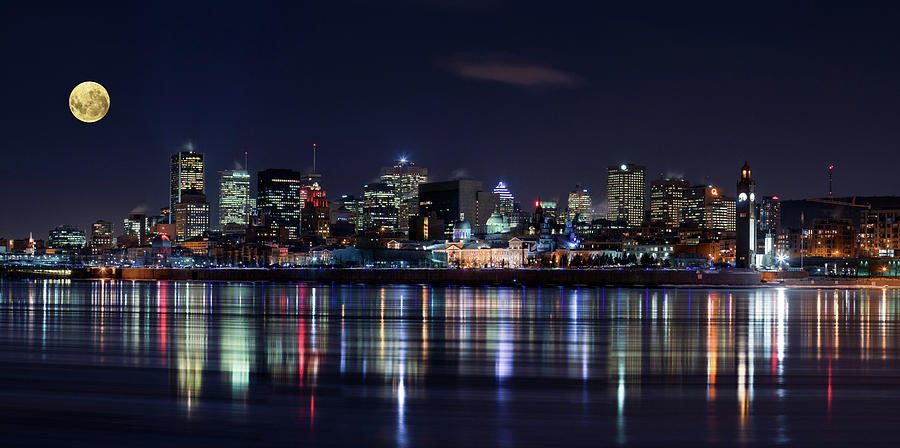 Night Photograph - Montreal Night by 