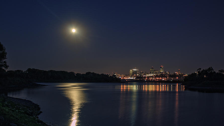 Moon Over The Missouri River Photograph by Kevin Anderson
