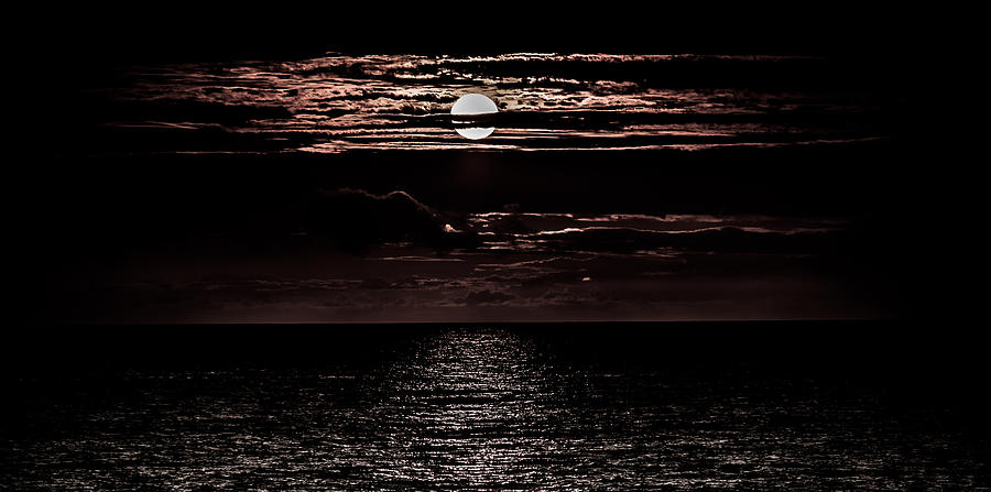 Moon Rise at Kaloli Point Photograph by Craig Watanabe