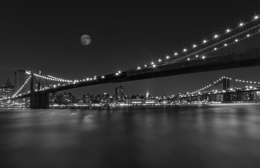 Brooklyn Bridge Photograph - Moonrise over Manhattan BW by Susan Candelario