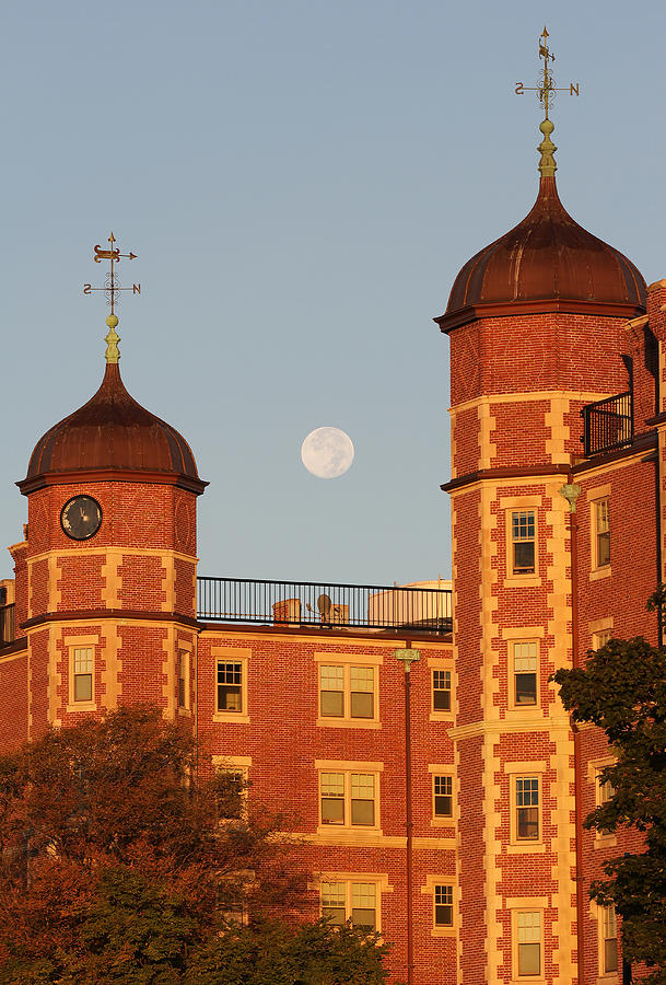 Moonset over Cambridge Photograph by Juergen Roth