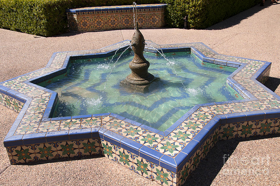 Moorish Star Fountain Photograph by Brenda Kean