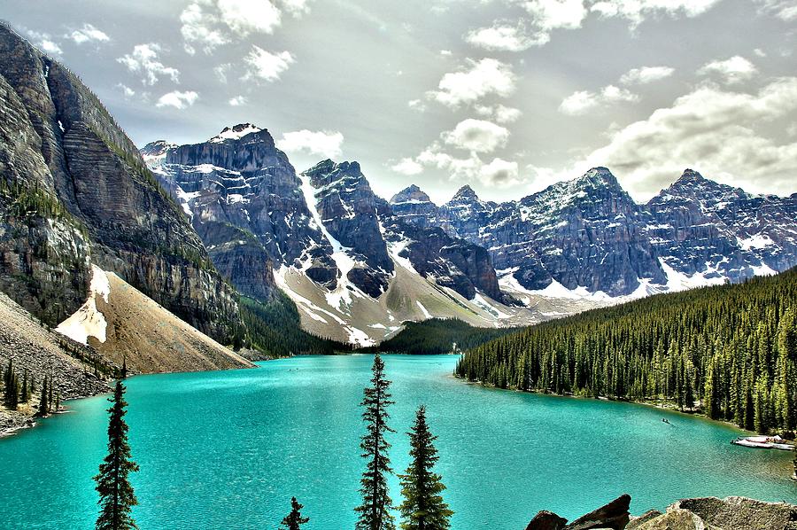 Moraine Lake, Banff National Park Photograph by Spierry Images