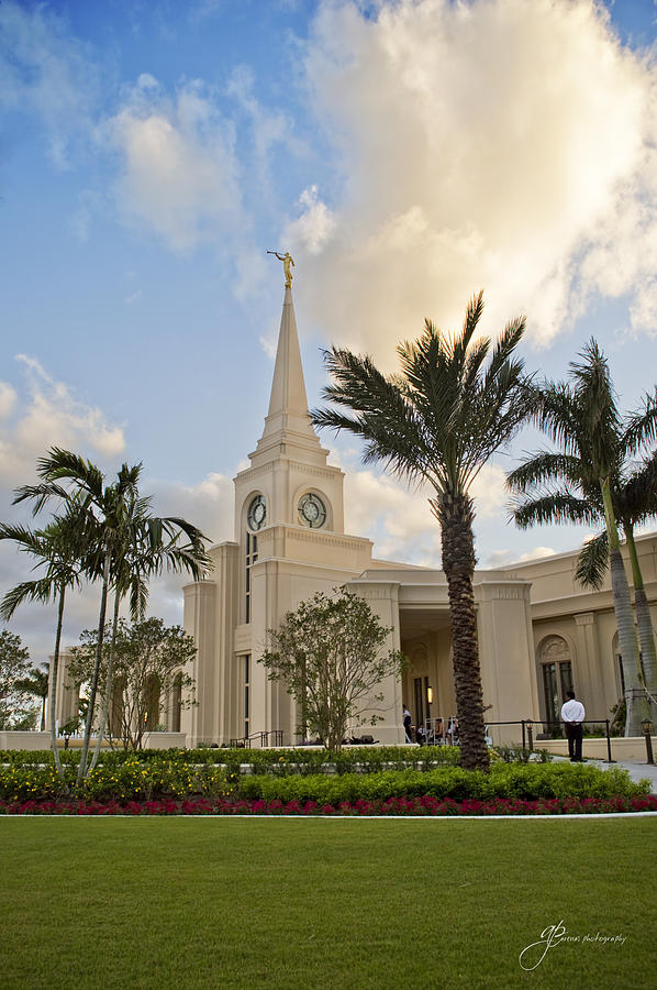 Mormon Temple by William Arenas Mormon Temple by William Arenas