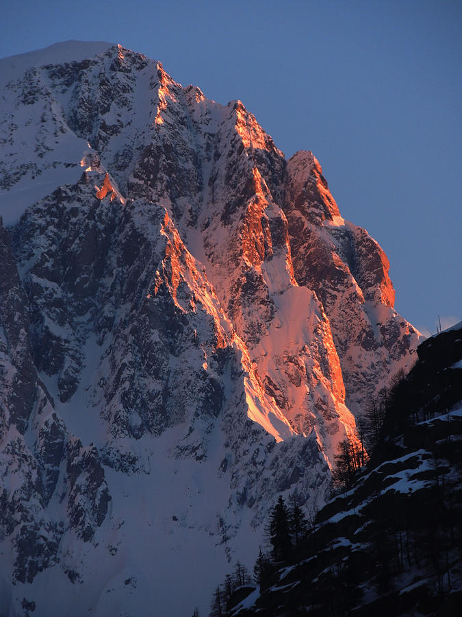 Morning Alpenglow  Photograph by Frank Wilson
