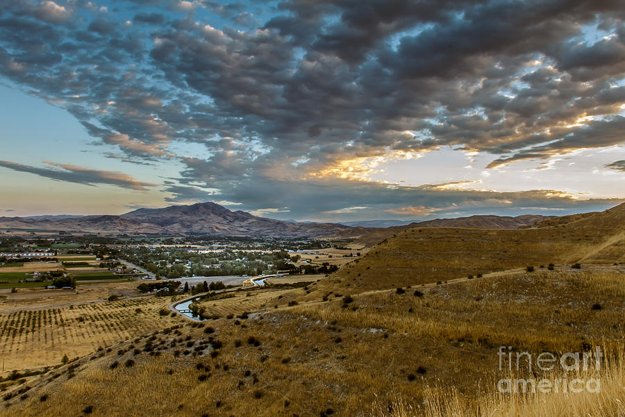 Morning Clouds Over The Valley Photograph by Robert Bales