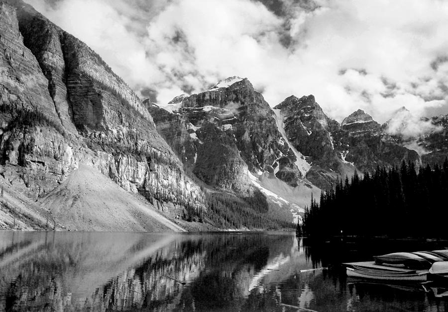 Mountain Photograph - Morraine Lake by Daniel  Schmalz
