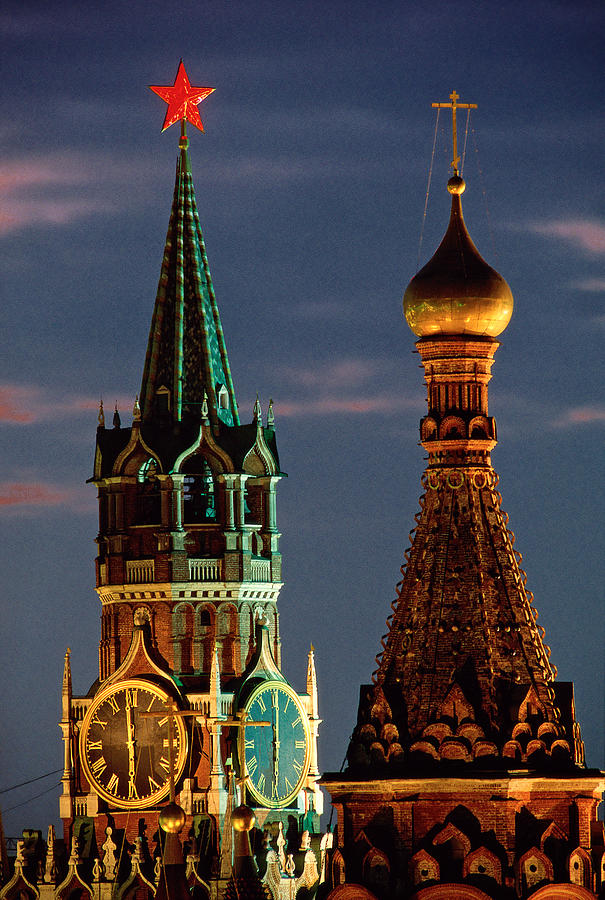 Moscow At Night Photograph by Marcello Bertinetti Moscow At Night Photograph by Marcello Bertinetti