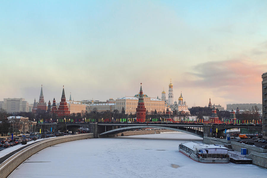 Москва климат. Московский климат. Холодный климат Москвы. Россия Морозы Москва Кремль. Климат Москвы фото.