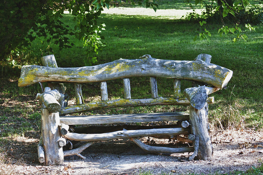 Covered bench online garden