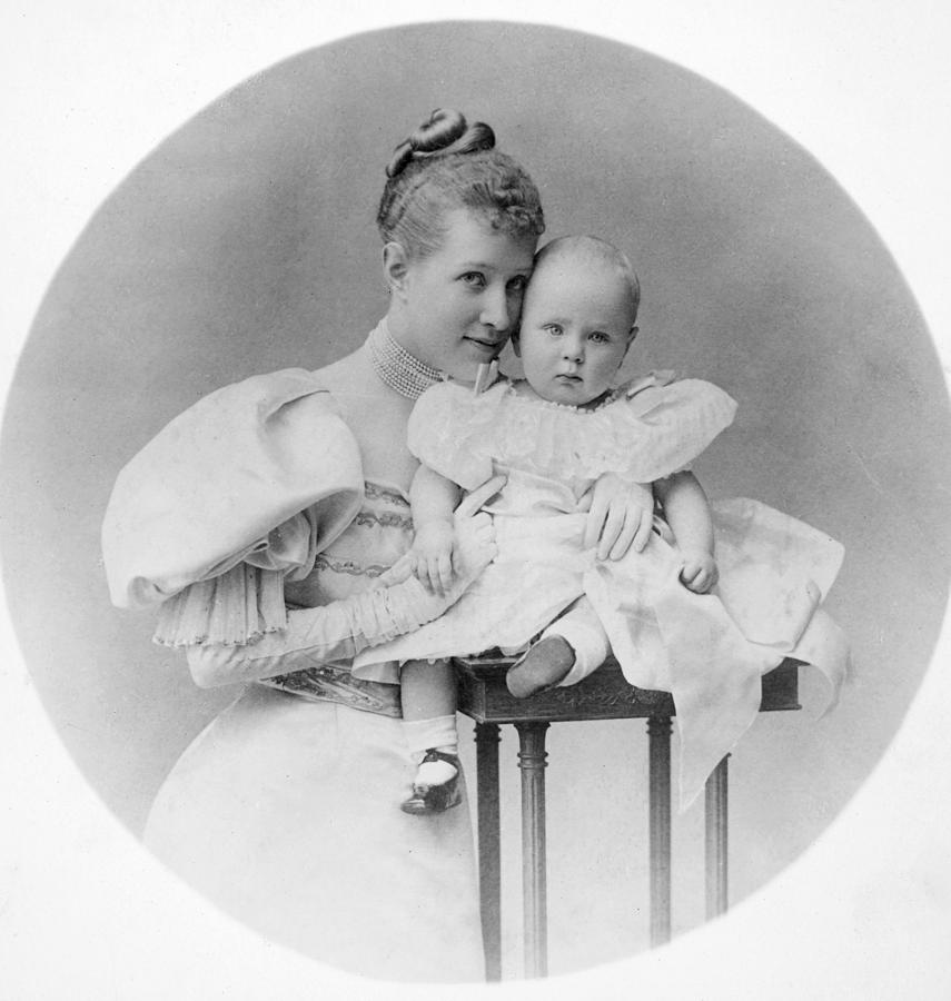 Mother And Child, C1905 Photograph by Granger