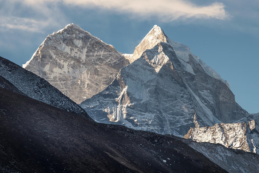 Mount Kangtega Peak, Solukhumbu, Everest Region, Nepal Photograph by Pakawat Thongcharoen