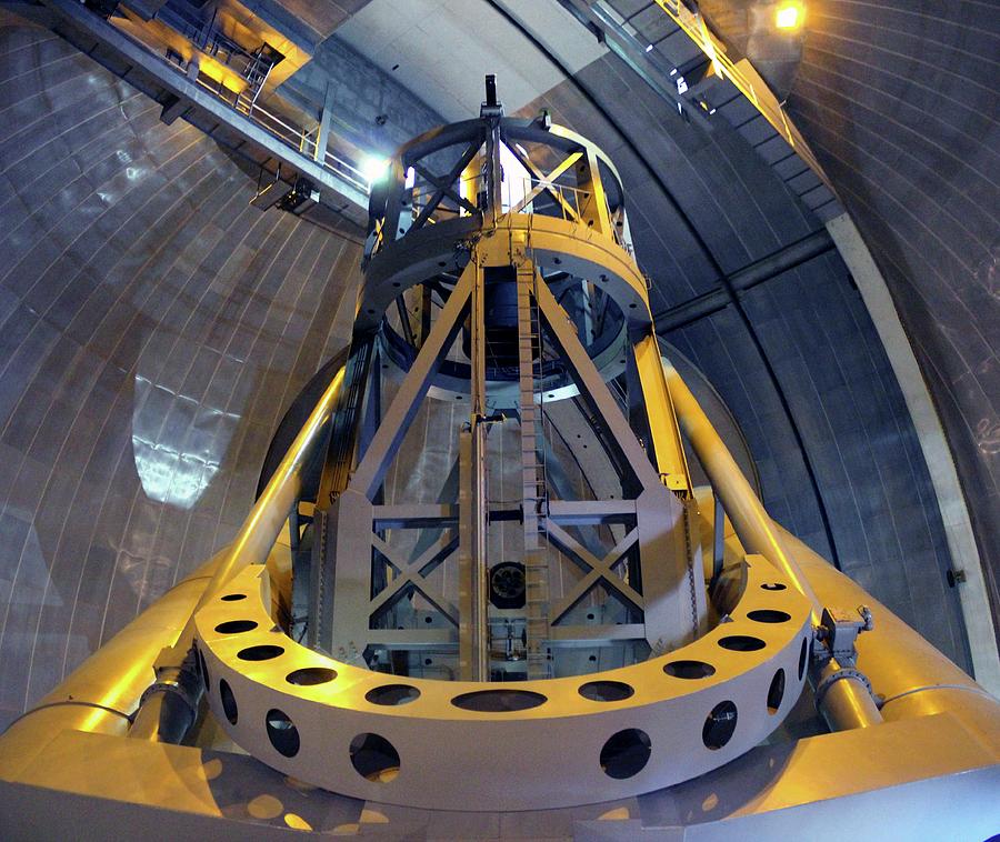Telescope Photograph - Mount Palomar Telescope by Peter Bassett/science Photo Library