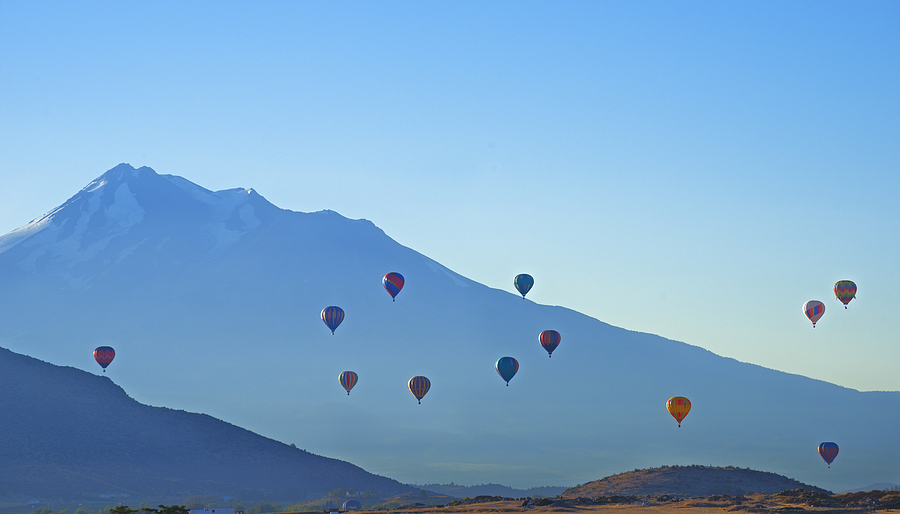Mount Shasta Balloonrise Photograph by Loree Johnson