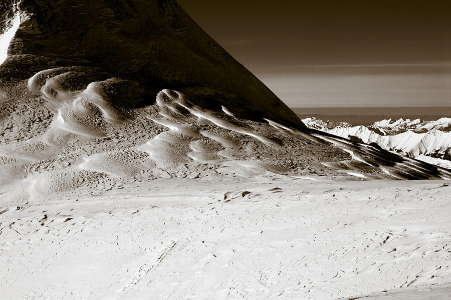 Abstract Photograph - Mountain Landscape by Frank Tschakert