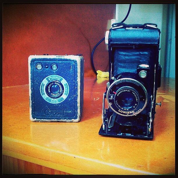Vintage Photograph - #máquinafotográfica #photo #camera by Nelson Buica