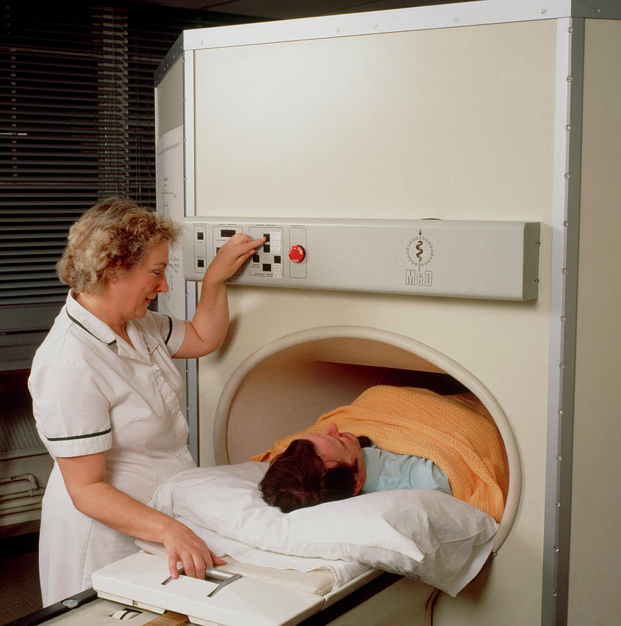 Mri Scanning by Chris Priest/science Photo Library