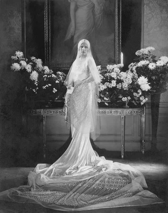 Mrs. Charles Coudert Nast In Her Wedding Dress Photograph by Edward Steichen