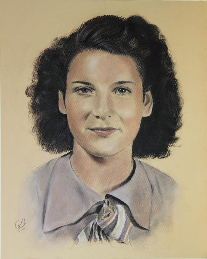Pastel Portrait Painting - Mrs Crye by Glenn Beasley