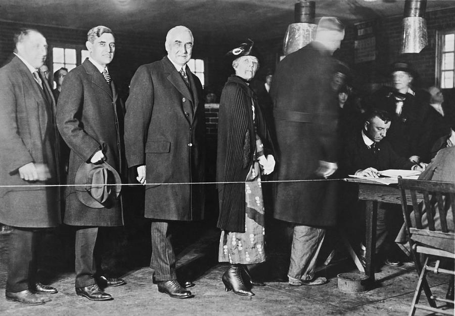 Mrs. Warren Harding Voting Photograph by Underwood Archives