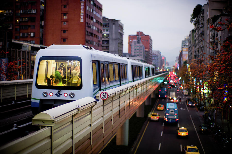 Mrt In Taipei Photograph by Foto By Chandler Chou