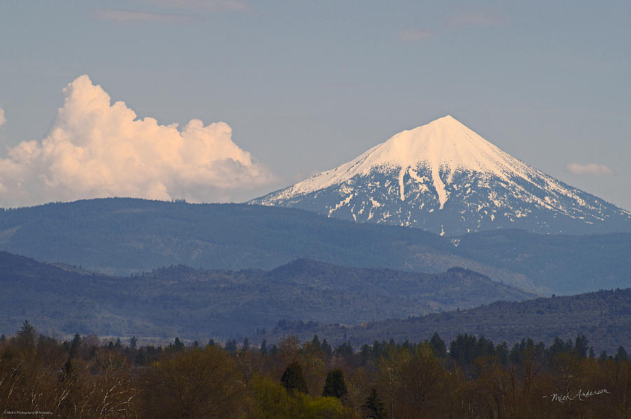 Mt McLaughlin and Spring Cumulus Photograph by Mick Anderson