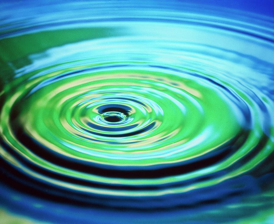 Multiple Ripples From A Water Drop Photograph by Adam Hart-davis ...