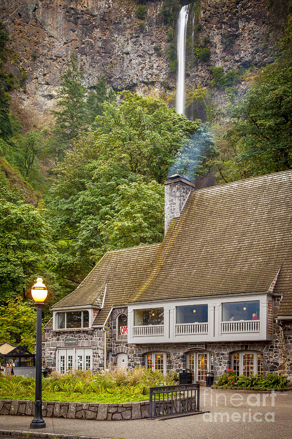 Waterfall Photograph - Multnomah Falls Lodge by Brian Jannsen