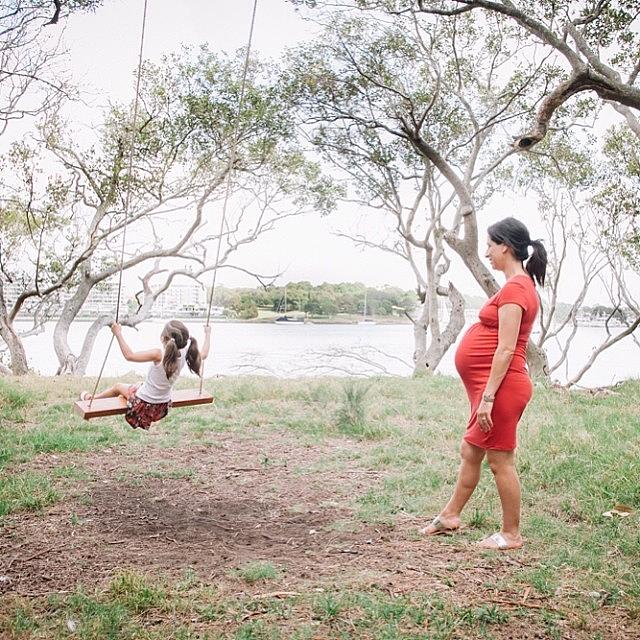 mum And #daughter #maternity Session Photograph by Jose Fernandez