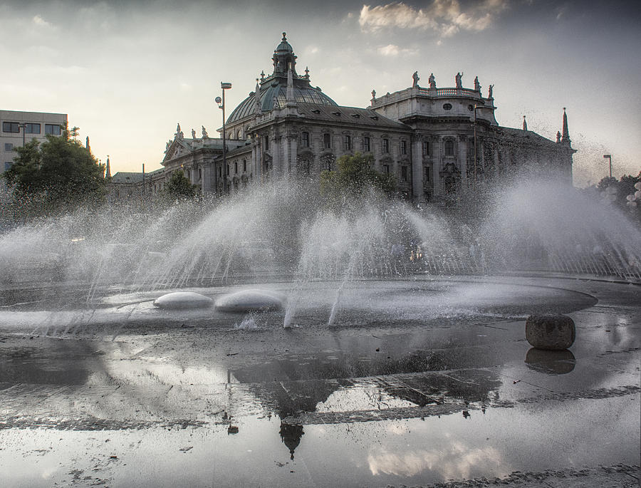 Munich Fountain Photograph by Wade Aiken