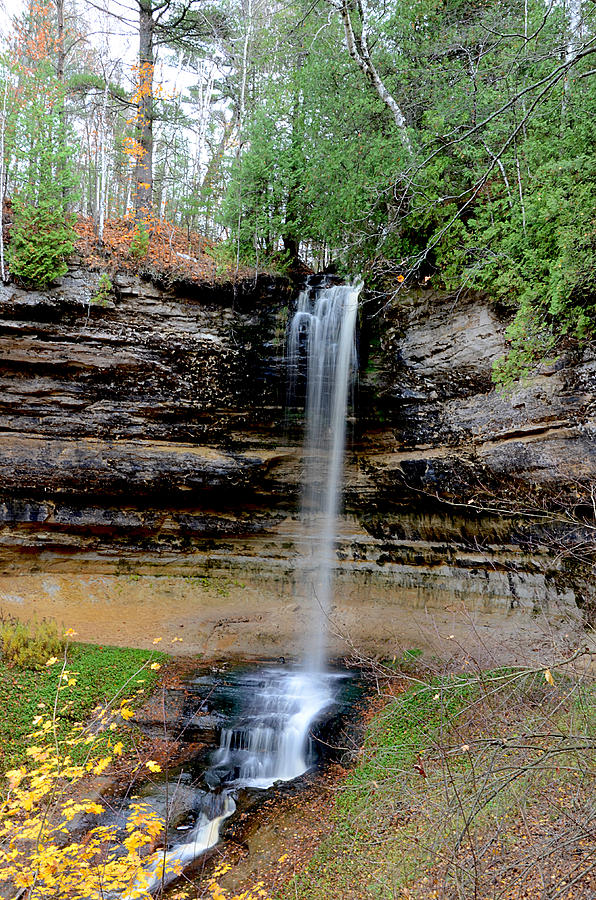 Waterfall Photograph - Munising Falls by Marianne Kuzimski