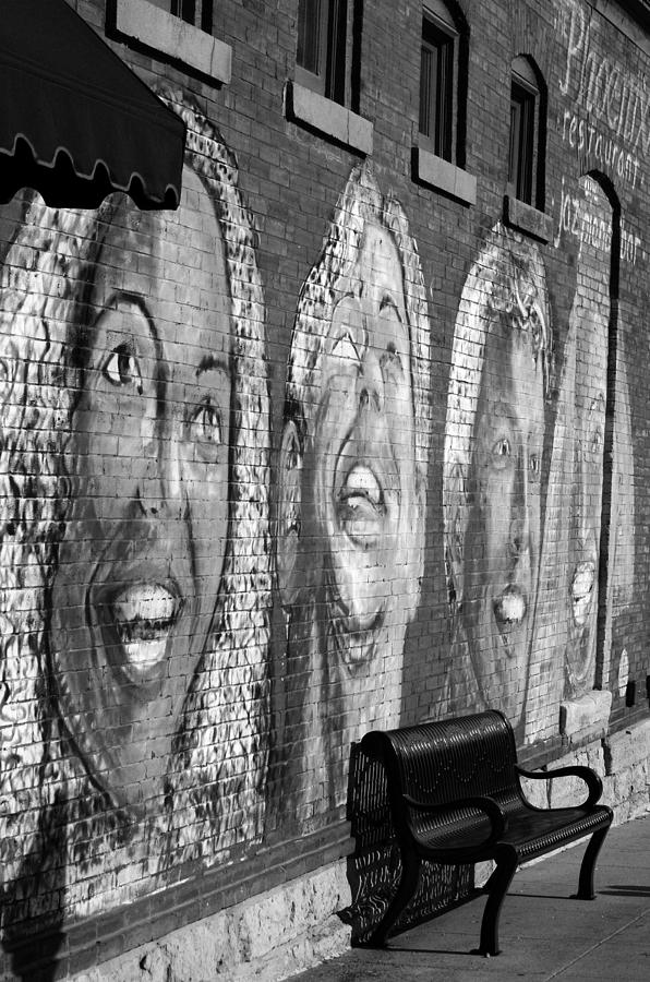 Mural on Phoenix Jazz Bar b/w Photograph by Glory Ann Penington