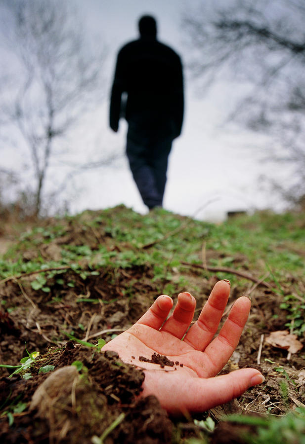 Murder Victim Photograph by Science Photo Library Murder Victim Photograph by Science Photo Library