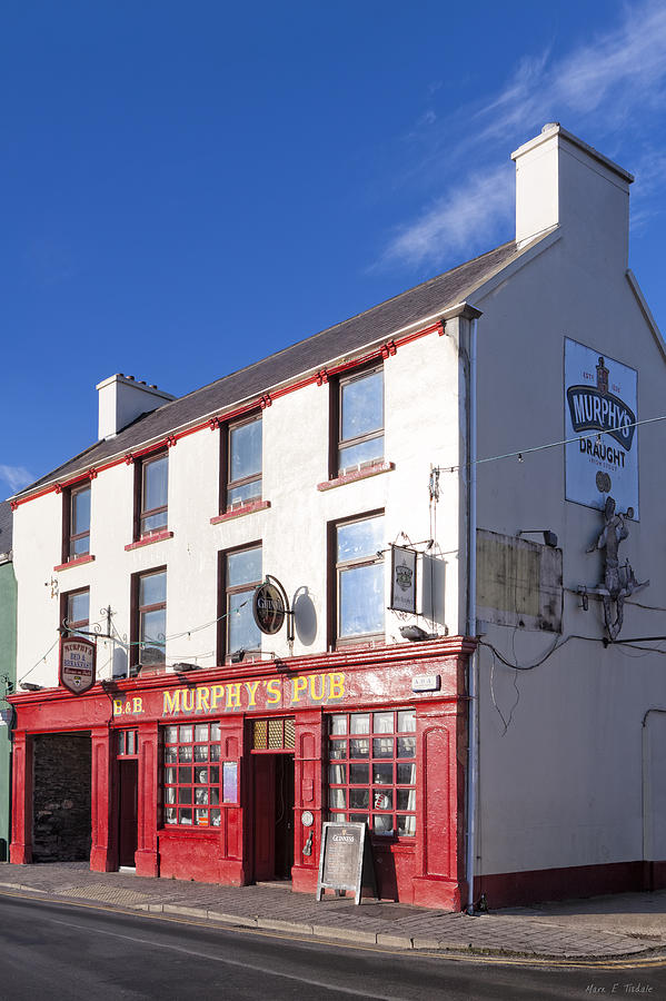 Murphys Pub on the Streets of Dingle Ireland Photograph by Mark Tisdale