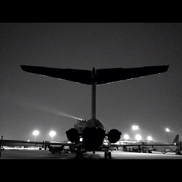 Akron Photograph - My Big Bird The Md-88 #cak #akron by Harrison Miller