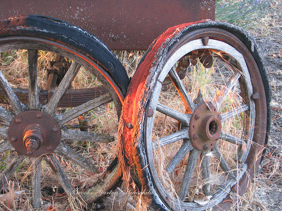 My Rambling Days are Done - Rustic Art - Old Wagon Wheels - Photography Photograph by Brooks Garten Hauschild