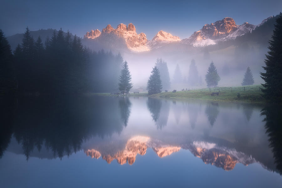 Mountain Photograph - Mysterious Morning By The Lake by Daniel ?e?icha