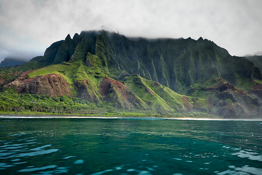 Na Pali Coast No 6 - Kauai - Hawaii Photograph by Belinda Greb