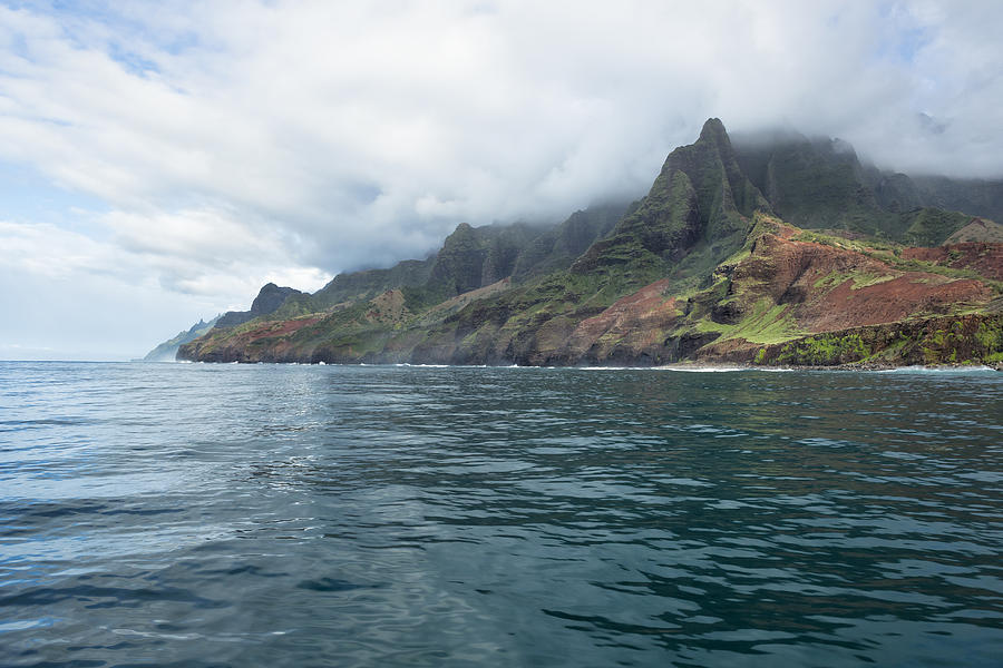 Na Pali Coast No 7 - Kauai - Hawaii Photograph by Belinda Greb