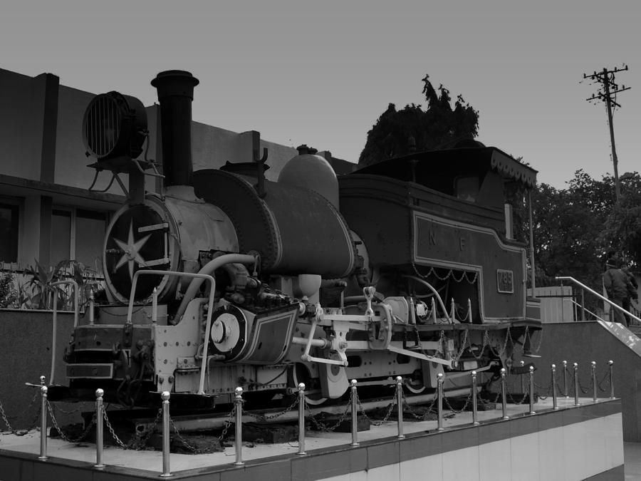 Narrow Gauge Steam Locomotive Photograph by Salman Ravish