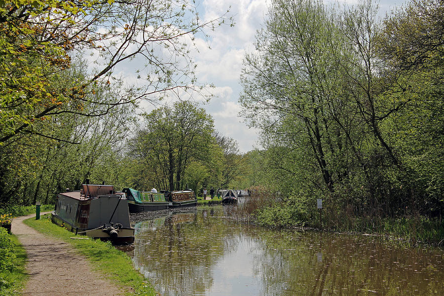 Narrowboats moored on Oxford Canal Photograph by Tony Murtagh