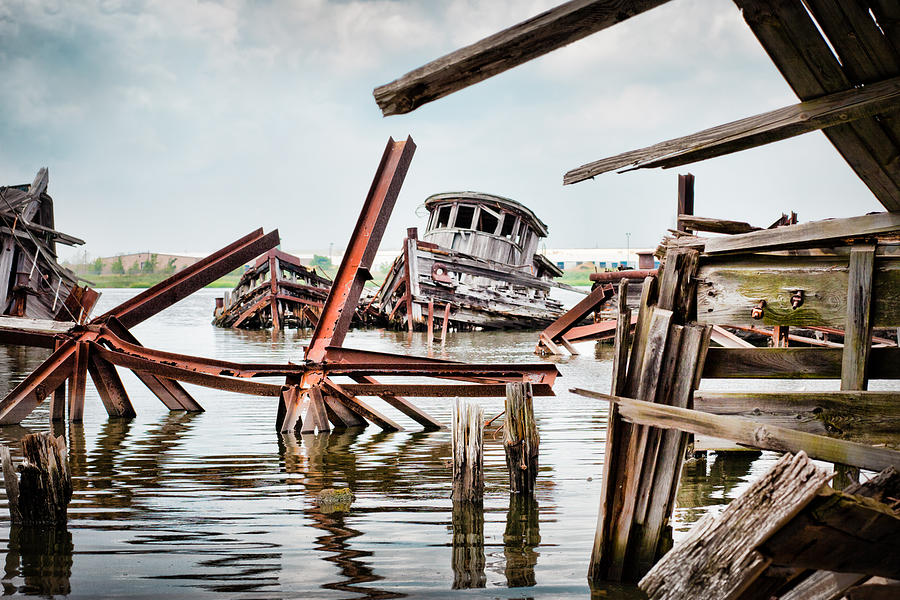 Nautical - Shipwreck -Twisted grave Photograph by Gary Heller