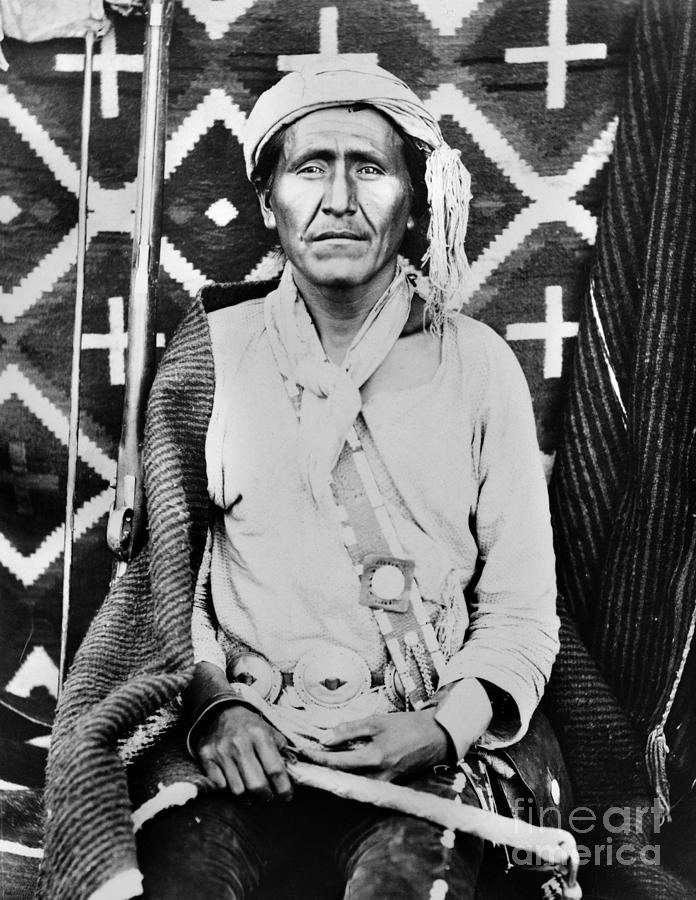 NAVAJO SHAMAN, c1880 Photograph by Granger NAVAJO SHAMAN, c1880 Photograph by Granger