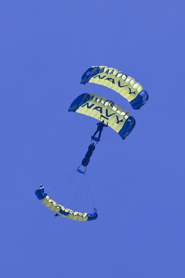 Air Show Photograph - Navy Seals Leap Frogs One Upside Down by Donna Corless