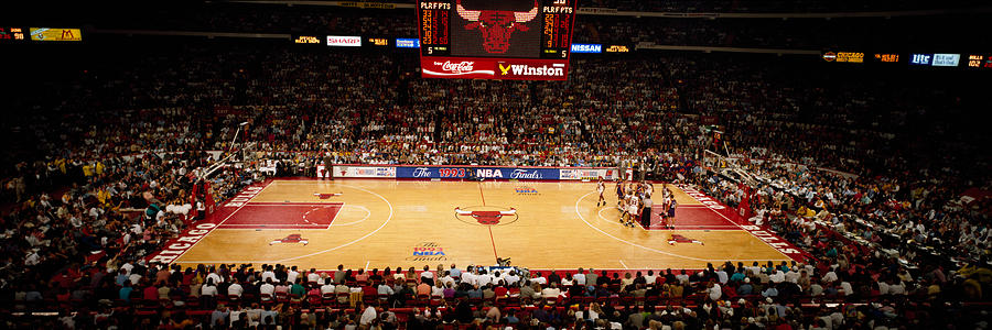 Chicago Bulls Photograph - Nba Finals Bulls Vs Suns, Chicago by Panoramic Images