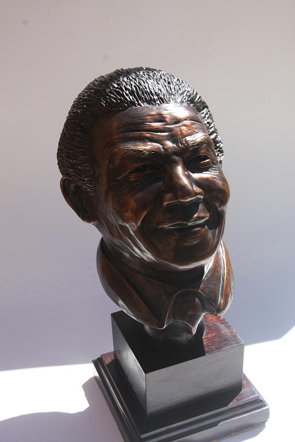 Nelson Mandela Sculpture - Nelson Mandela - mini bust by Greg Norman